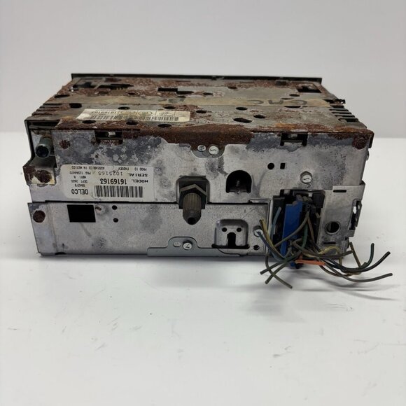 OEM GMC SIERRA Delco Car Stereo Model # 16169163 Cassette Player FOR PARTS READ - Picture 7 of 14